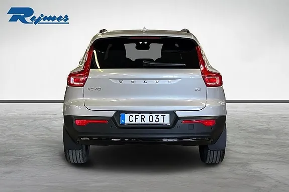 Volvo Xc40 2025 photo 3