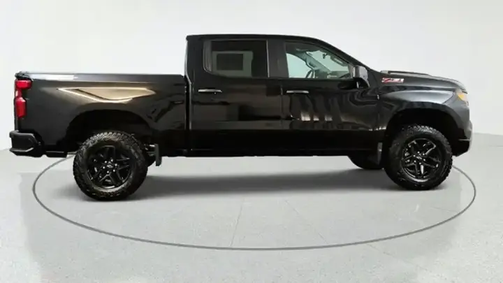 Chevrolet Silverado 1500 2026 photo 2