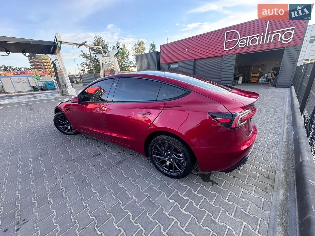 Tesla Model 3 2024 photo 4