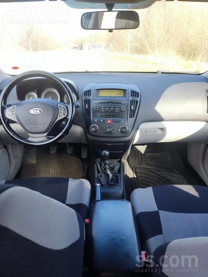 Kia Ceed 2007 photo 4