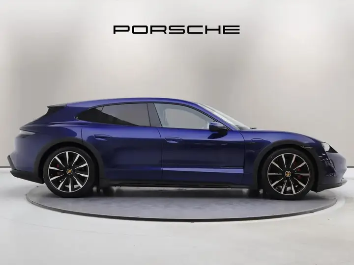 Porsche Taycan 2022 photo 3