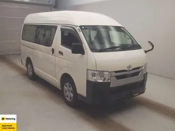 Toyota Hiace 2023 photo 2
