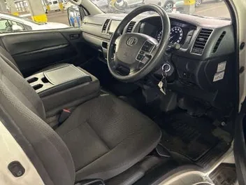 Toyota Hiace 2023 photo 4