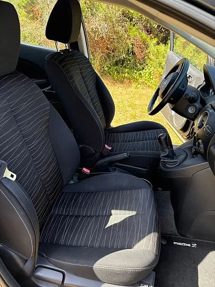Mazda 2 2008 photo 4