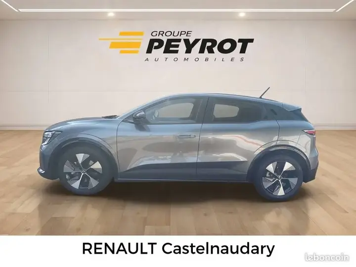 Renault Megane 2023 photo 3