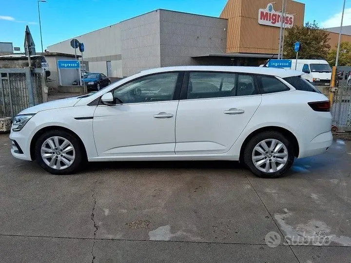 Renault Megane 2023 photo 4