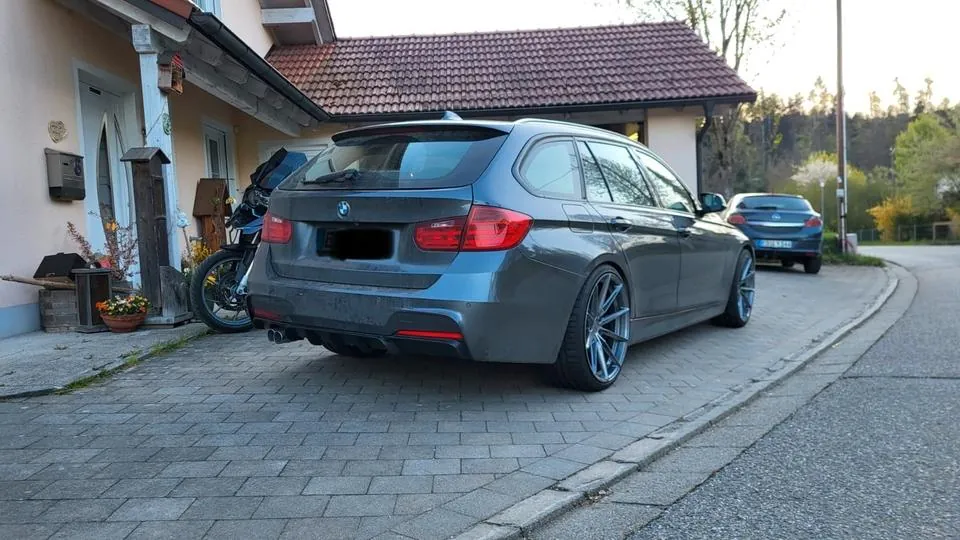 BMW 330D