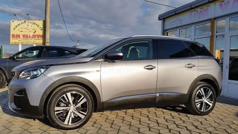 Peugeot 3008 2019 photo 3