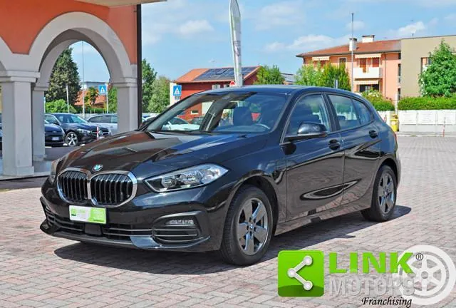 BMW 116D 2023 photo 3
