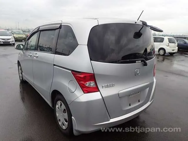 Honda Freed 2009 photo 3