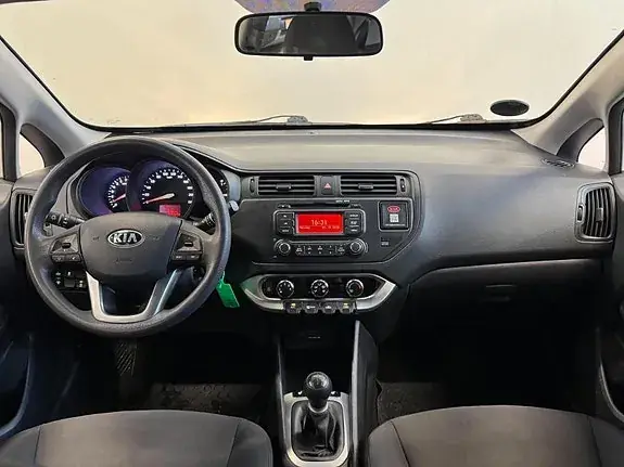 Kia Rio 2013 photo 5