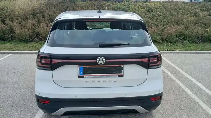 Volkswagen T-Cross 2019 photo 2