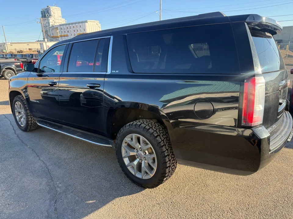 GMC Yukon 2019 photo 4