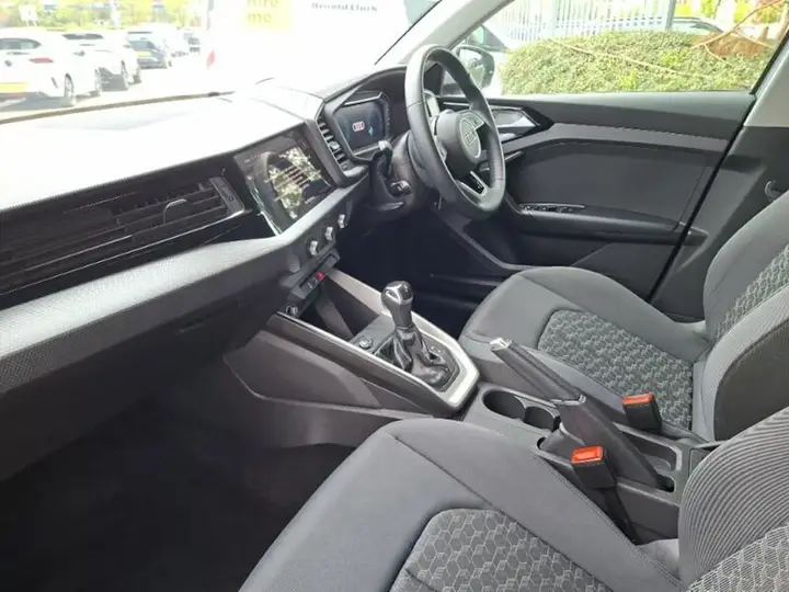 Audi A1 2023 photo 5