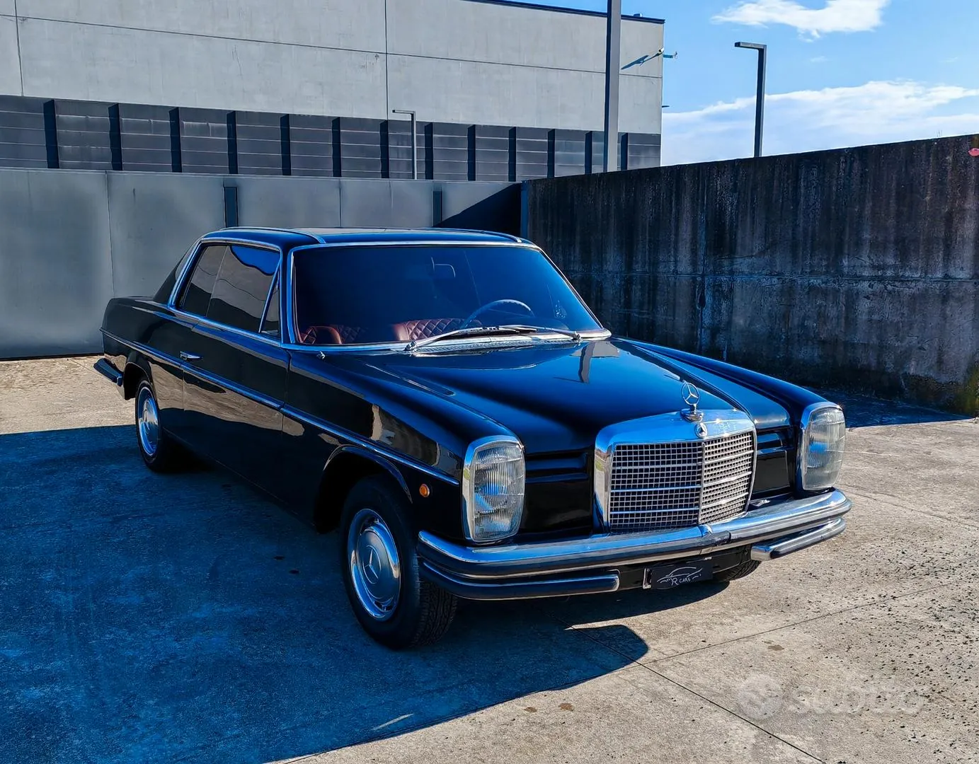Mercedes-Benz C 250 1970 photo 3