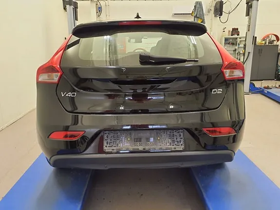 Volvo V40 2015 photo 5