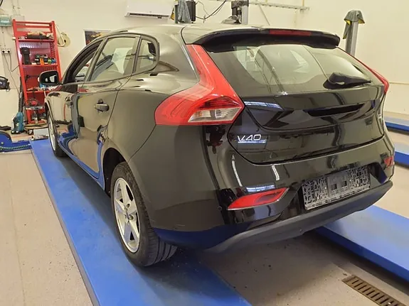 Volvo V40 2015 photo 4