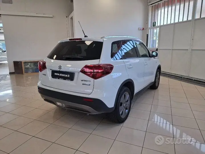 Suzuki Vitara 2023 photo 5