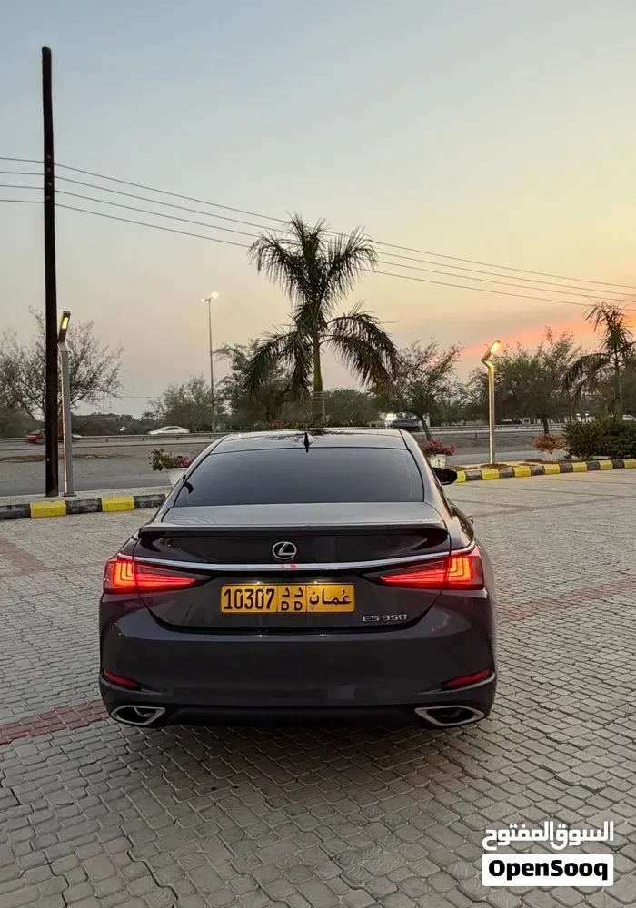 Lexus Es 2023 photo 4