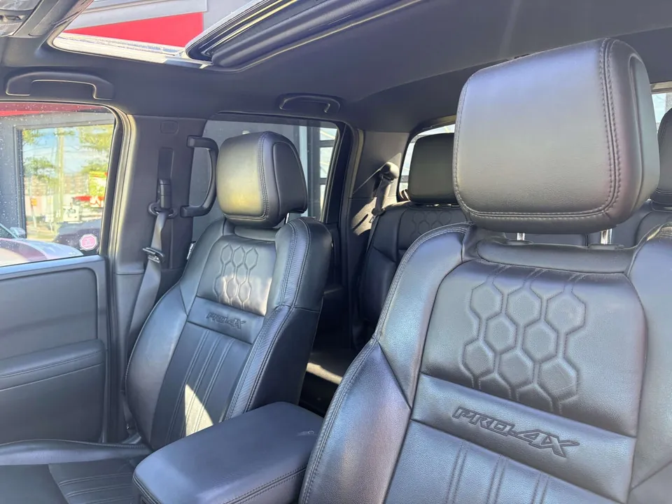 Nissan Frontier 2022 photo 3