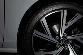 Volkswagen Golf 2023 photo 5