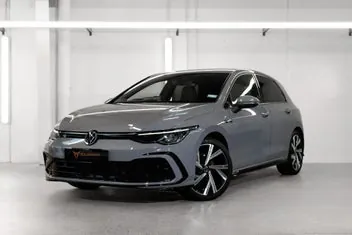 Volkswagen Golf 2023 photo 2