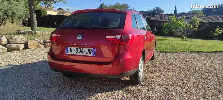 Seat Ibiza 2012 photo 2