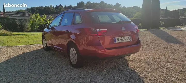 Seat Ibiza 2012 photo 3