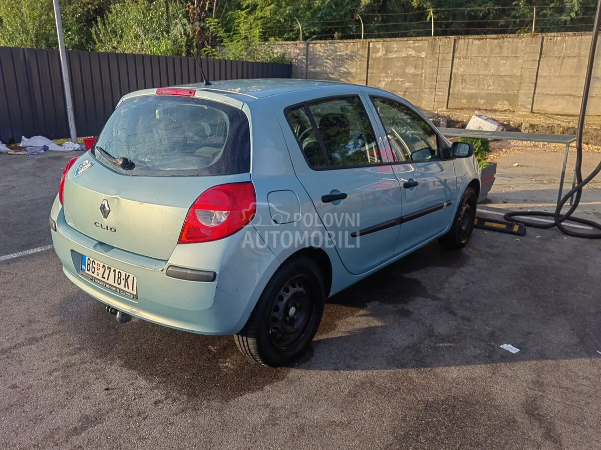 Renault Clio 2007 photo 3