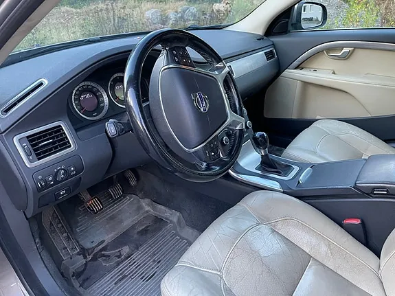 Volvo V70 2011 photo 4