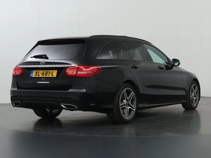 Mercedes-Benz C-Class 2019 photo 2