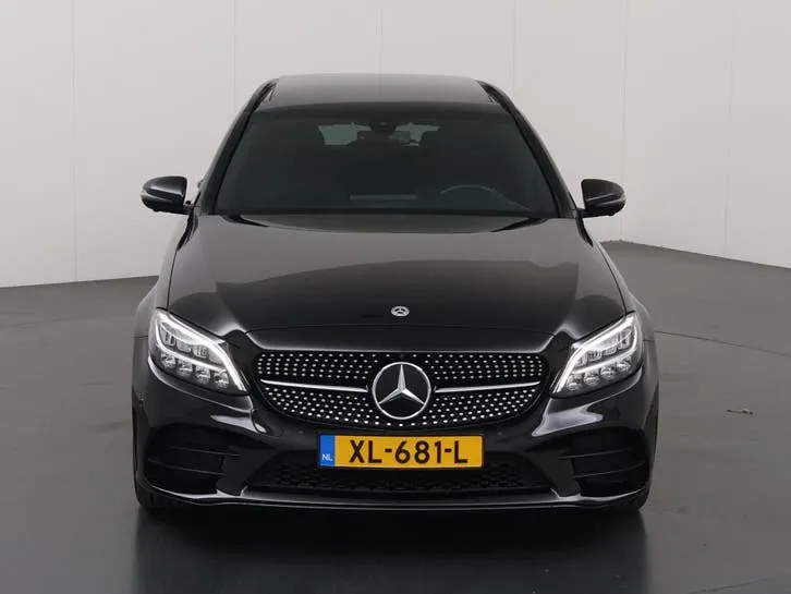 Mercedes-Benz C-Class 2019 photo 3