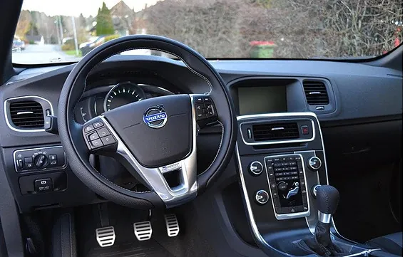 Volvo S60 2014 photo 4