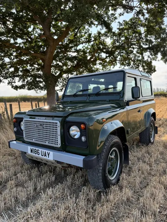 Land Rover Defender 90 2000 photo 3