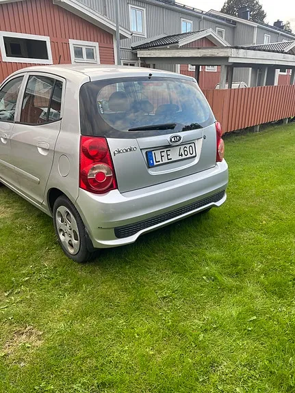 Kia Picanto 2011 photo 3