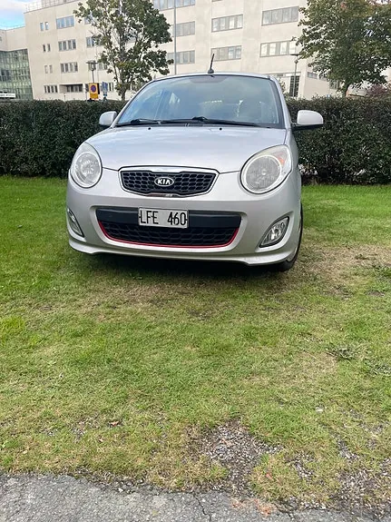 Kia Picanto 2011 photo 2