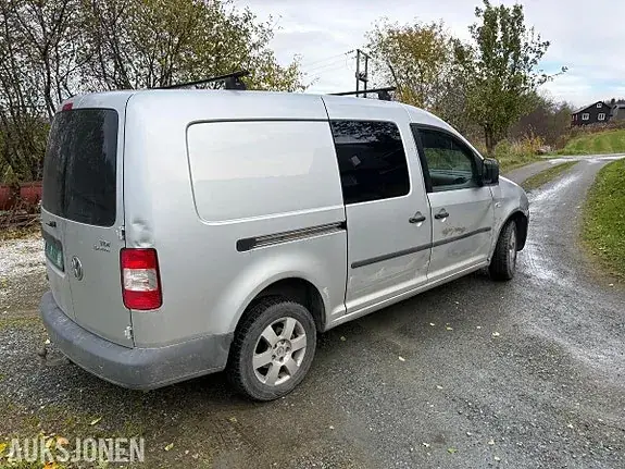 Volkswagen Caddy Maxi 2010 photo 3