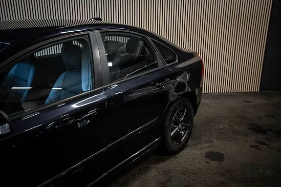 Volvo S40 2011 photo 4