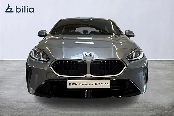 BMW 120 2026 photo 5