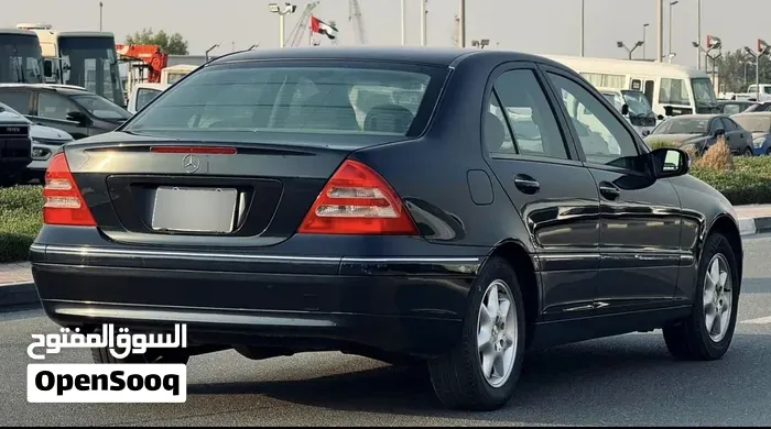 Mercedes-Benz C-Class 2006 photo 4