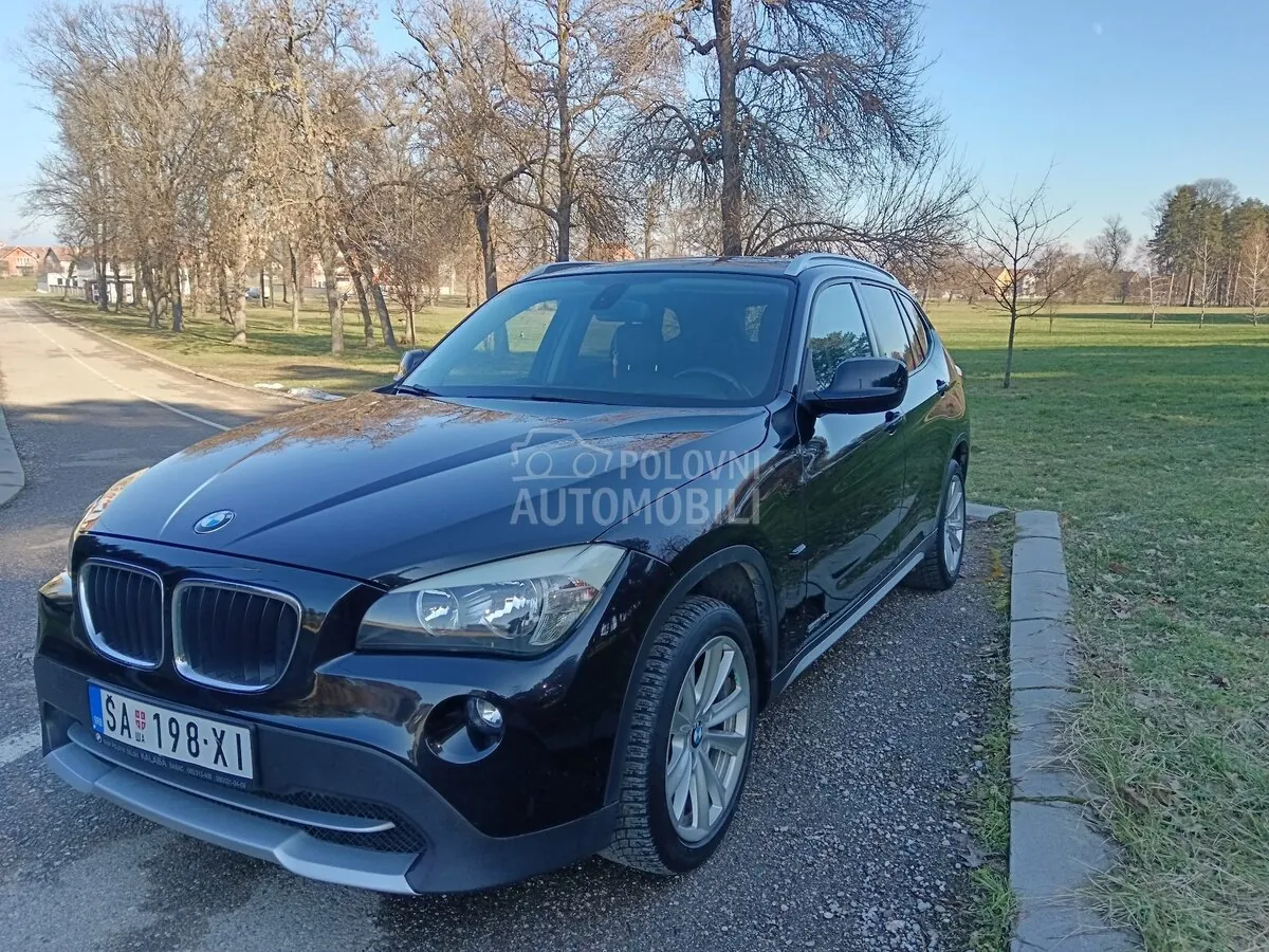 BMW X1 2012 photo 2