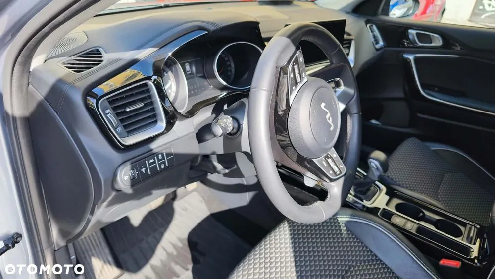 Kia Ceed 2024 photo 2