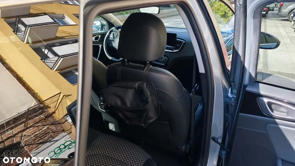 Kia Ceed 2024 photo 3