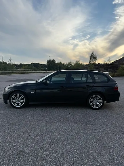 BMW 320D 2006 photo 2
