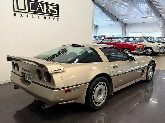 Chevrolet Corvette 1987 photo 3