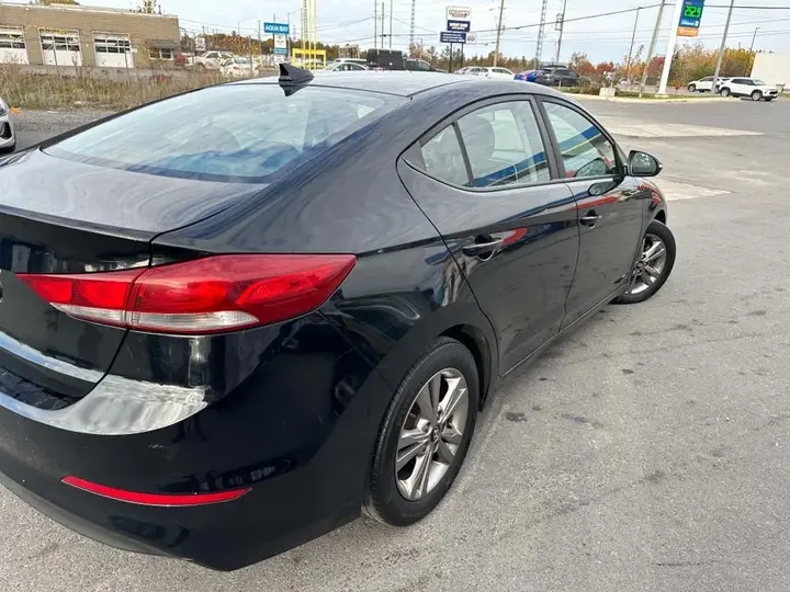 Hyundai Elantra 2018 photo 4