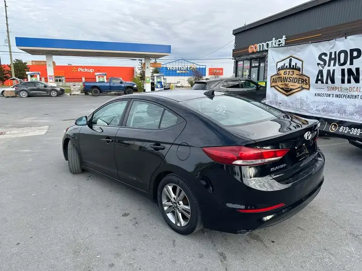 Hyundai Elantra 2018 photo 3