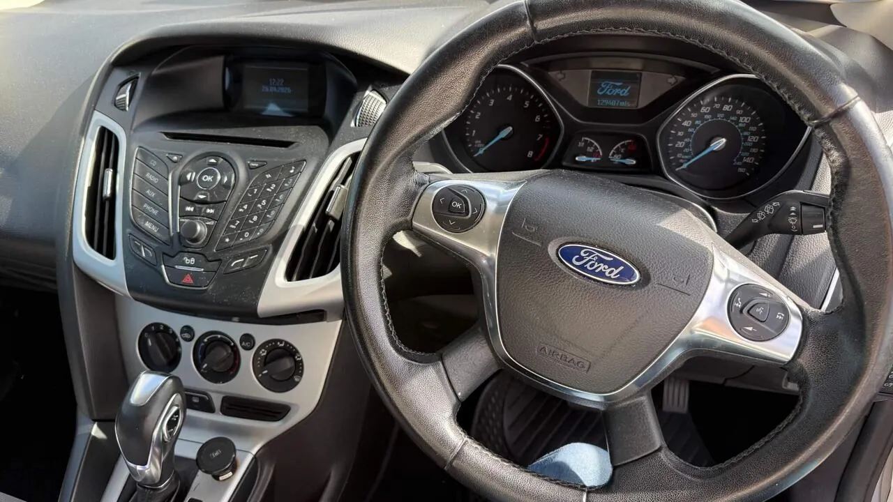 Ford Focus 2013 photo 3