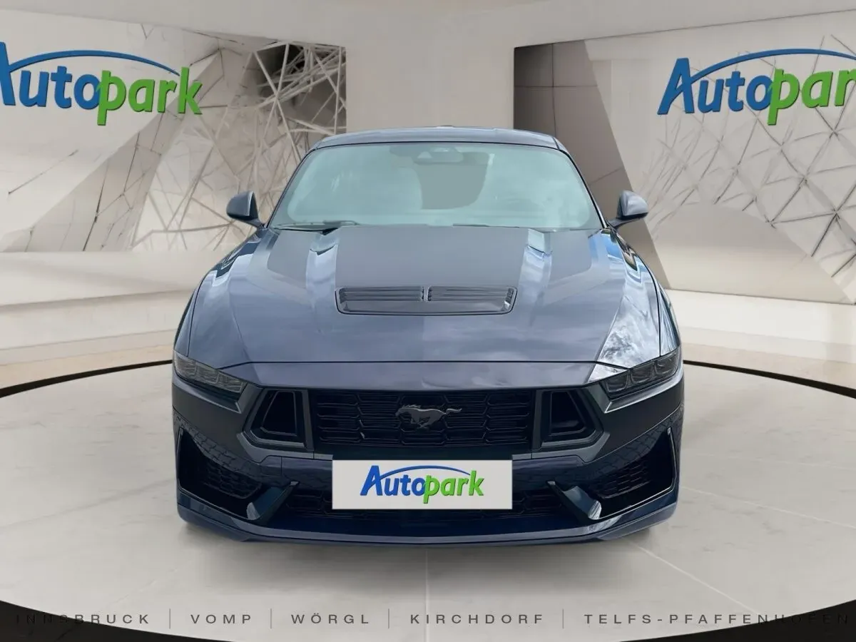 Ford Mustang 2025 photo 2