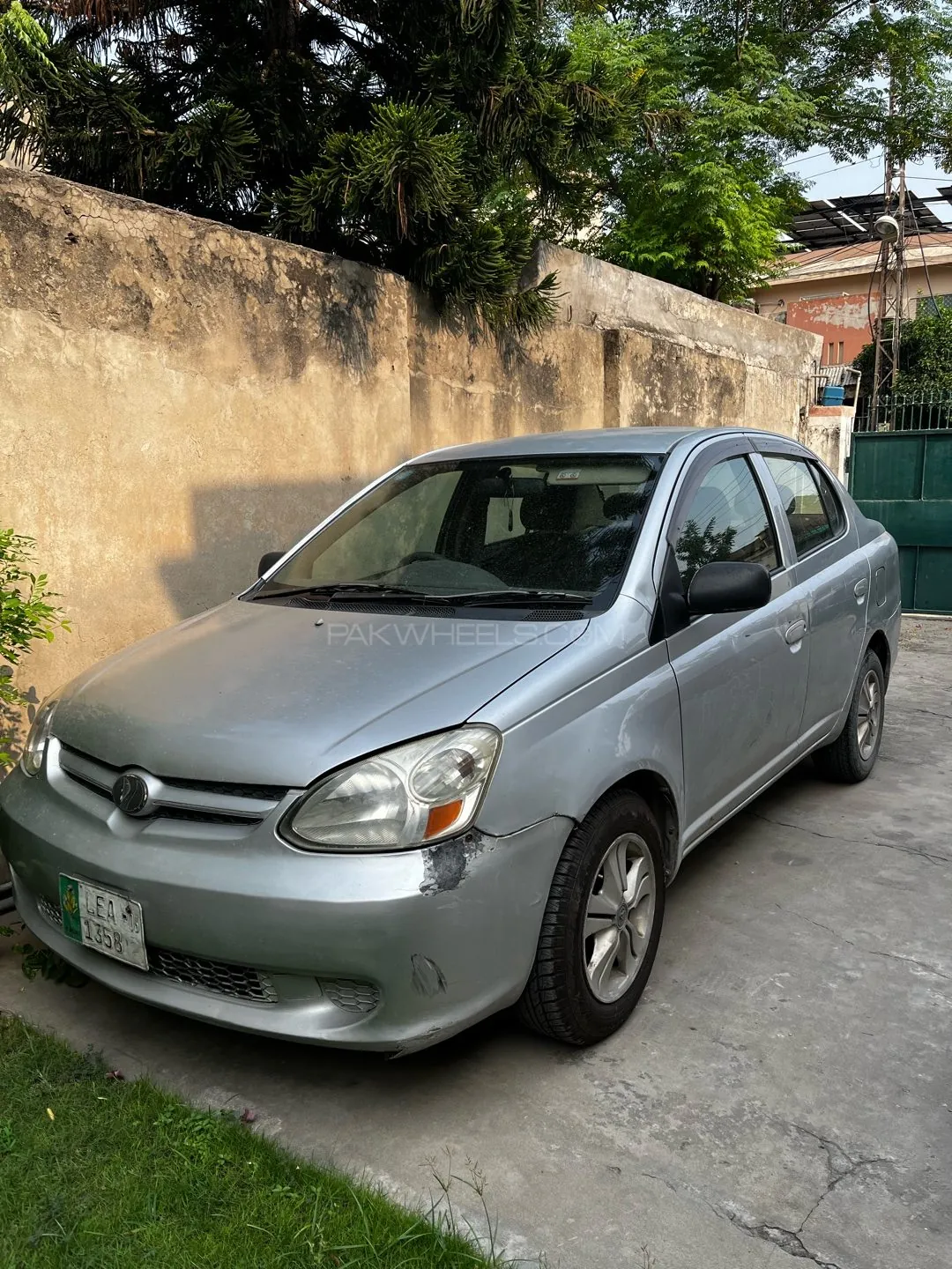 Toyota Platz